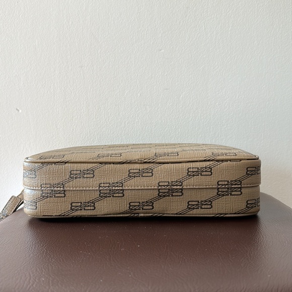 Balenciaga Crossbody (unisex) - Picture 7 of 16